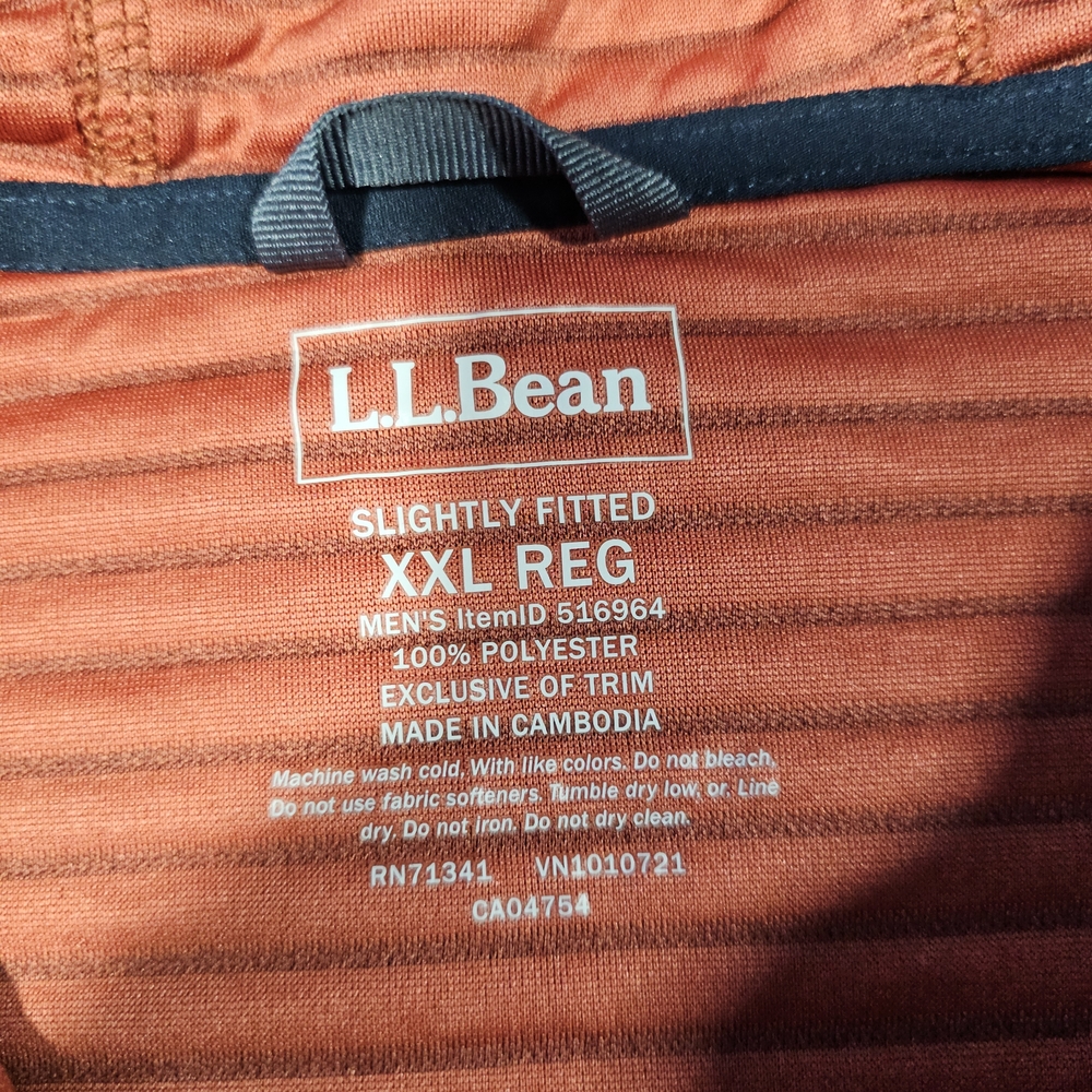 L.L. Bean Men's Hooded 1/4 Zip Pullover - Size XXL. - Picture 6 of 8